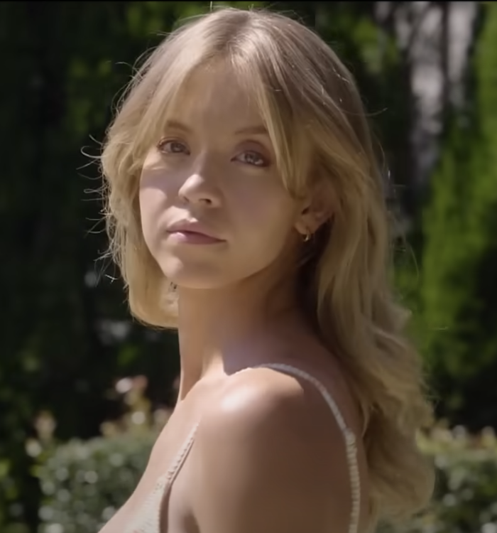 Sydney Sweeney to Star in ‘Hollow’, a New Take on ‘The Legend of Sleepy Hollow’